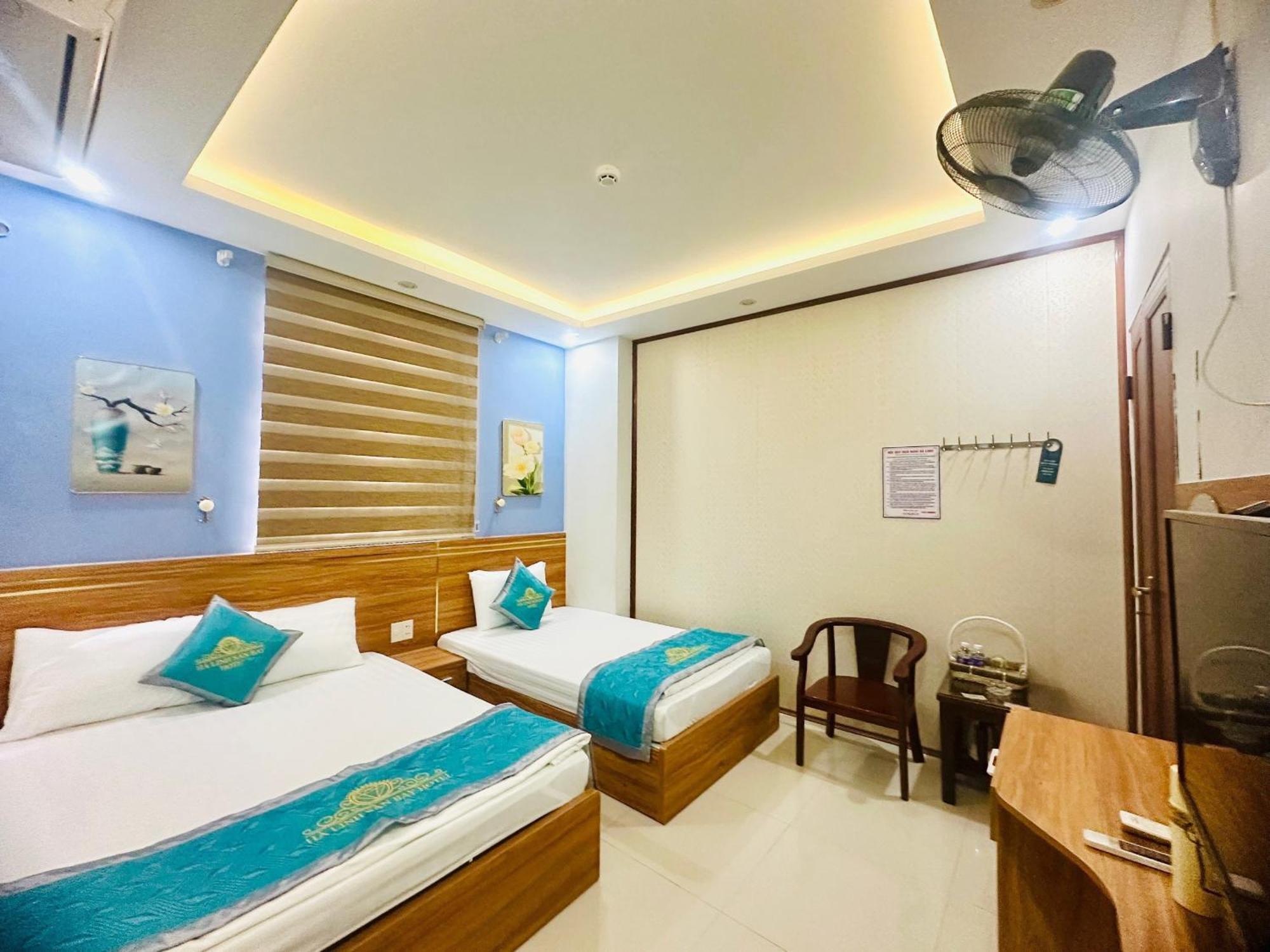 Ha Linh Hotel Db - By Bay Luxury Diện Biên Phủ Exterior foto